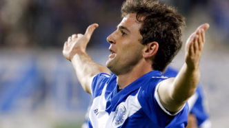Walter Montillo, ex-jogador do Cruzeiro, em ação durante sua passagem pelo clube.