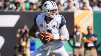 Dak Prescott, quarterback do Dallas Cowboys, em ação.