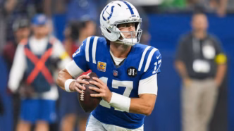 Daniel Jones em ação pelo Indianapolis Colts na temporada de 2025 da NFL.