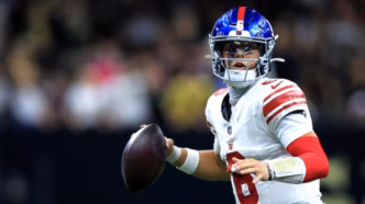 Jaxson Dart comemora touchdown pelos New York Giants na temporada.