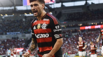Arrascaeta, meia uruguaio do Flamengo, em campo.