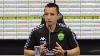 Técnico Eduardo Barros do Cuiabá em entrevista pós-jogo.