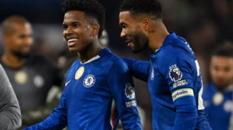 Chelsea terá nova logomarca nas mangas das camisas dos uniformes