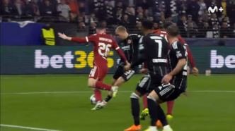 Liverpool goleia Eintracht Frankfurt — foto ilustrativa