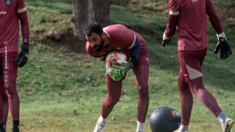Goleiros do Remo em treinamento, com foco na preparação para a temporada 2025.