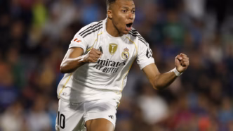 Mbappé comemora gol pelo Real Madrid contra o Getafe, pelo Campeonato Espanhol.