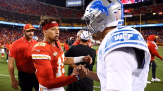 Jared Goff (Lions) e Patrick Mahomes (Chiefs) em confronto.