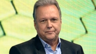 Renato Maurício Prado, jornalista comentando sobre o jogo.