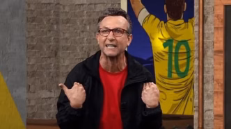 Craque Neto comentando sobre o Palmeiras e Abel Ferreira em um programa esportivo.