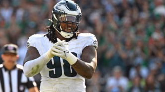 Jalen Carter, defensive tackle do Philadelphia Eagles, em ação.