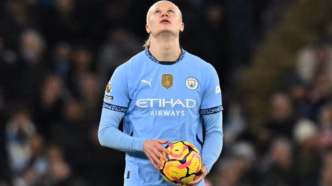 Haaland reage gol Estêvão Chelsea — foto ilustrativa