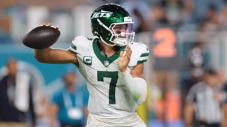 Justin Fields em ação pelo New York Jets.