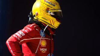 Lewis Hamilton, da Ferrari, pilotando no GP dos Estados Unidos de F1 2025.