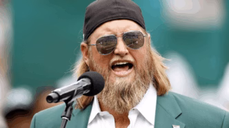 Nick Mangold, lendário center do New York Jets em ação.