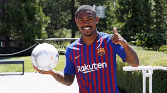 Malcom, atacante brasileiro, em sua apresentação oficial pelo Barcelona em 2018.