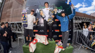 O pódio da Mega Park 2025 com os skatistas Luigi Cini, Gui Khury e Augusto Akio.
