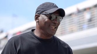 Michael Jordan em ação durante sua carreira de jogador pelo Chicago Bulls.