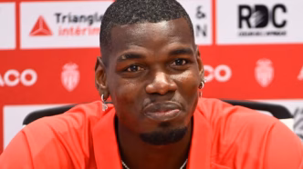 Paul Pogba em sua apresentação como novo jogador do Monaco.