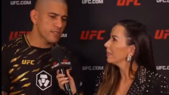 Alex Poatan em entrevista após conquistar o cinturão do UFC 320.