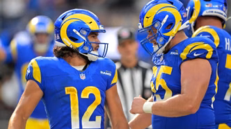 Puka Nacua, jogador do Los Angeles Rams, em ação.