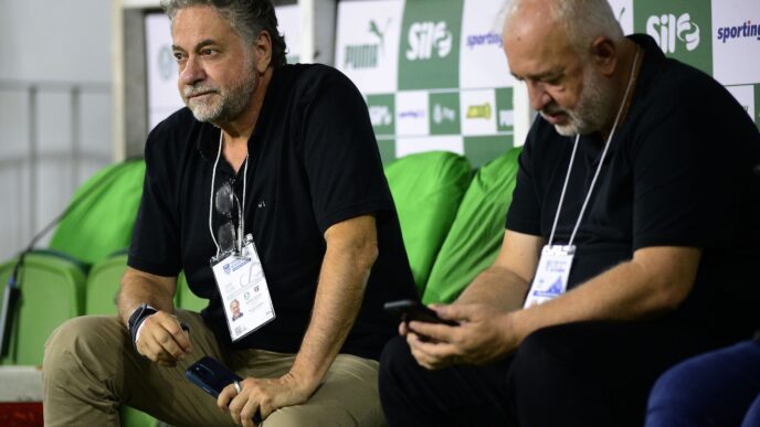 Julio Casares e Carlos Belmonte em evento no Allianz Parque, representantes políticos do São Paulo.