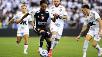 Corinthians contra Santos em partida do Campeonato Brasileiro de 2025.
