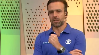 Roger Flores, comentarista da Globo, analisa lance em Palmeiras x Cruzeiro