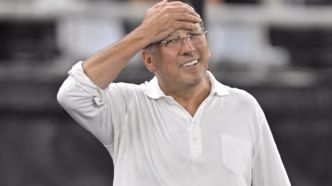 John Textor, proprietário do Botafogo, em imagem durante partida.
