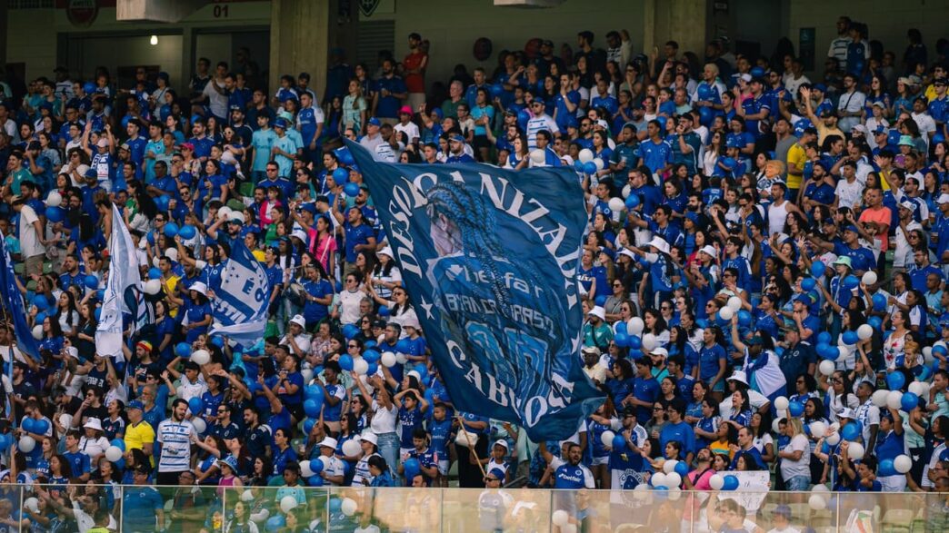 Torcida do Cruzeiro presente no estádio.