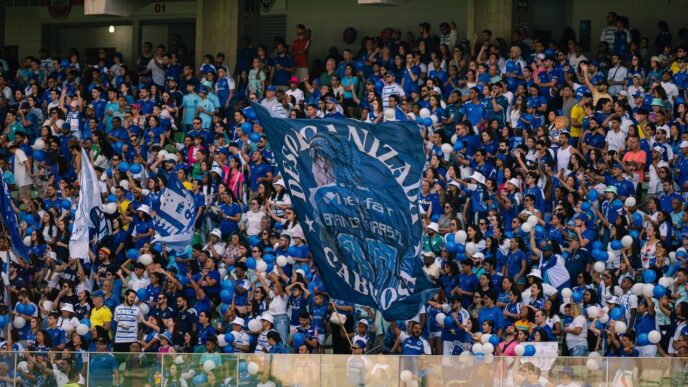 Torcida do Cruzeiro presente no estádio.