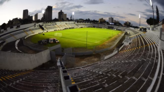 Estádio Moisés Lucarelli, em Campinas, palco da final da Série C entre Ponte Preta e Londrina.