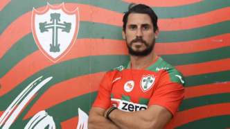 Gabriel Pires, novo reforço da Portuguesa para 2026, em foto de divulgação.