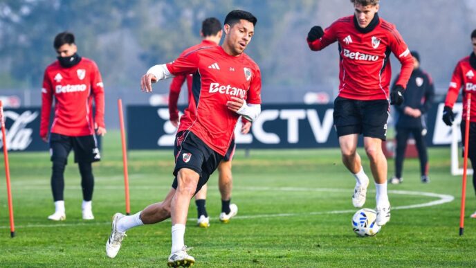 Enzo Pérez alta médica — foto ilustrativa